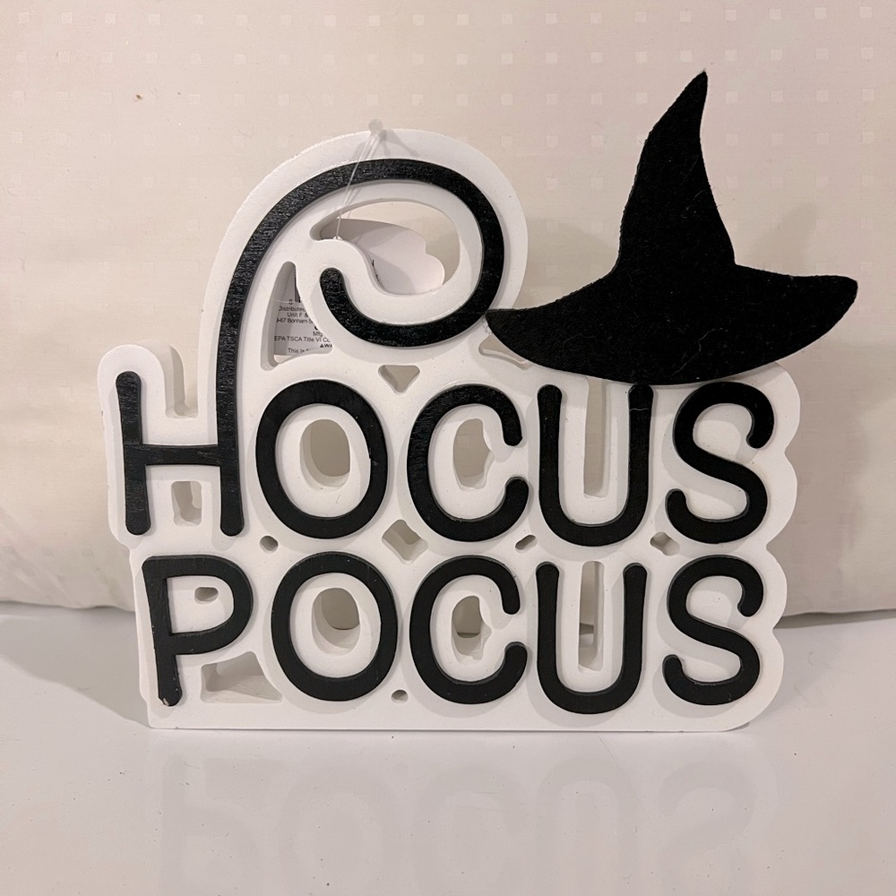 NEW Hocus Pocus Halloween Decor